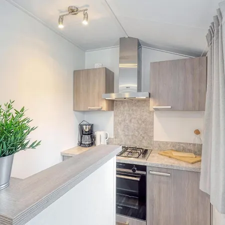 2 Bedroom Stunning In Suesel *